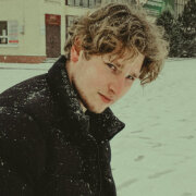 SKWLKR - CERCA TROVA